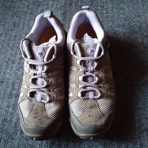 Merrell Brindle women's hiking trail shoes